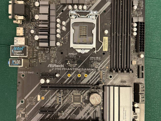 materinskaia-plata-asrock-z390-phantom-gaming