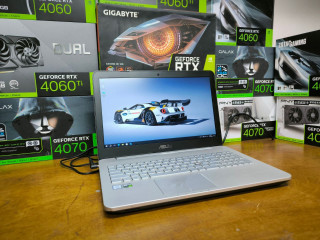 model-asus-n552v