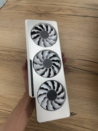rtx-3070ti-bez-minusov-bez-remonta-big-1