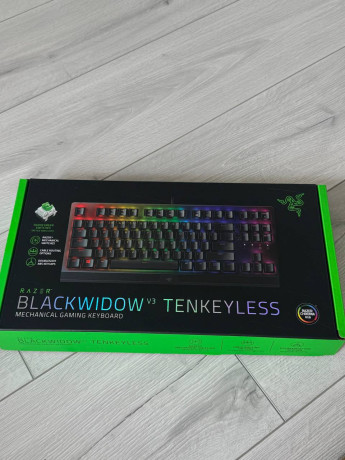 prodaiu-igrovuiu-klaviaturu-tenkeyless-v3-big-0