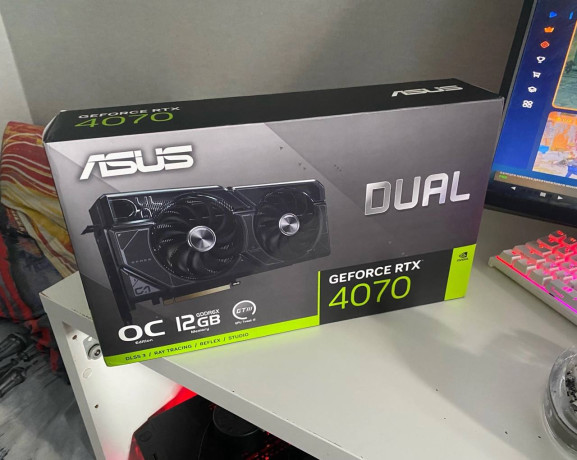 videokarta-asus-dual-4070-12gb-big-0