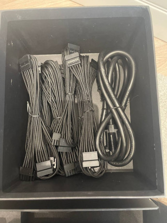 blok-novyi-pitaniia-korobka-vskrytaia-kabel-pitaniia-amerikanskii-big-3