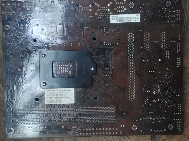 prodaetsia-materinskaia-plata-na-sokete-1155-processor-i-3-3220-vse-vmeste-big-2