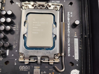 prodam-almaty-i5-13600k-asus-rog-strix-b760-a-gaming-2x16-32gb-corsair-3600mhz-170000-minimaln