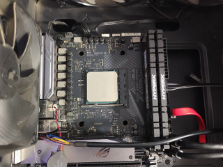 prodam-almaty-r7-3700x-plata-asus-b350-mini-ozu-16gb-vodianoe-oxlazdeniia-nzxt-80000