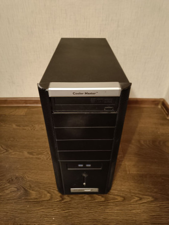 korpus-coolermaster-big-1