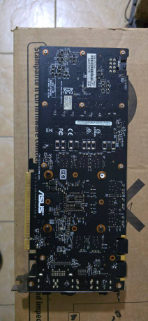 gtx-1070-v-xorosem-sostoianii-big-0