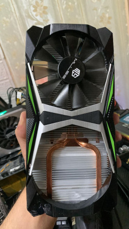 nuzen-takoi-radiator-s-kozuxom-ili-polnostiu-ne-rabocaia-karta-rtx-2060-super-big-0