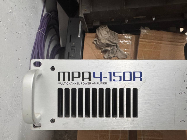 usiliteli-zvuka-i-audiomiksery-takze-est-kombinirovannyi-usilok-s-audio-mikserom-big-4