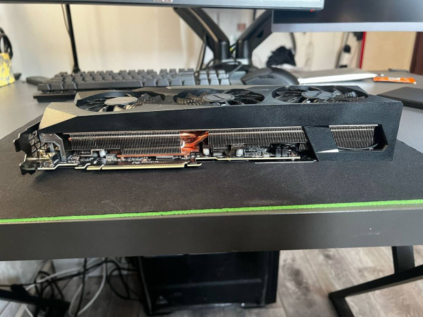 prodam-3090-gigabyte-24gb-big-3