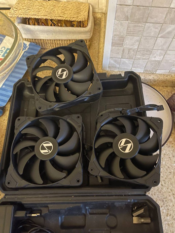 basnia-thermaltake-za-5k-kreplenie-pod-lga1700-big-1
