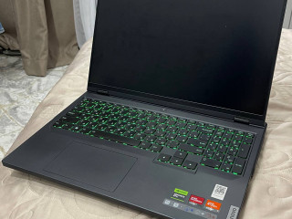 prodam-lenovo-legion-5-pro-rtx4060-amd-7745hx-ozu-32gb-ssd-1tb-eshhe-na-garantii-ne-peregreval-i-n