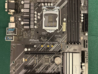 materinskaia-plata-asrock-z390-phantom-gaming