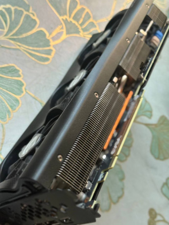 prodam-videokartu-rtx-3080ti-big-2
