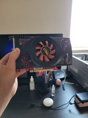 gtx-560-2gb-big-2