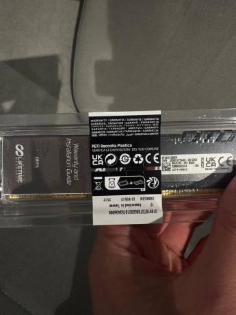 almaty-prodam-operativka-kingston-8gb-ddr4-3200-cena-13-000-torg-est-big-1