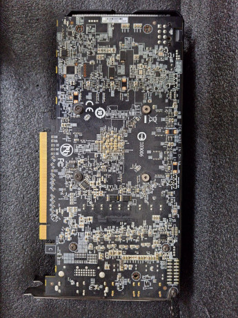 videokarta-gigabyte-rx-590-gaming-8g-rev-20-big-1