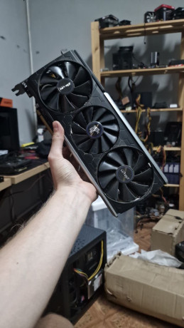 rx-5700xt-8gb-big-0