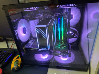 prodam-astana-ryzen-5-5600-materinskaia-plata-asrock-b550m-pro4-videokarta-rtx-4060-8gb-palit-tri
