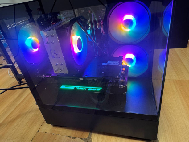 videokarta-gtx-1070-big-3