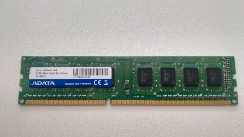 prodaiu-operativnuiu-pamiat-ddr3-4-gb-1600-mhz-adata-big-0