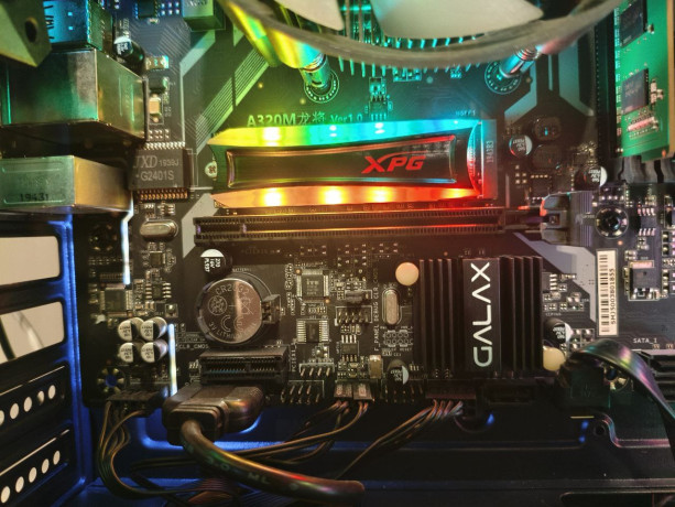 ssd-m2-xpg-2tb-big-1