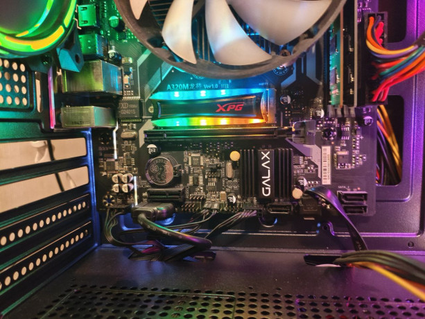 ssd-m2-adata-2tb-big-1