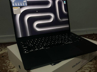 prodaiu-macbook-air-m2-2022-goda