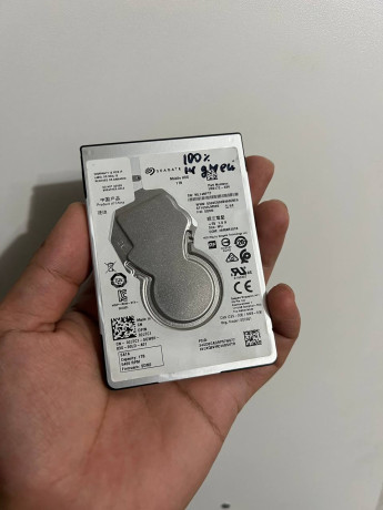 prodam-zestkii-disk-seagate-big-0