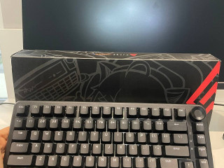 prodam-zapecatannaia-novaia-ajazz-ak820max-he-besprovodnaiamagnitnaia-polnyi-komplekt-15000-srocno-a