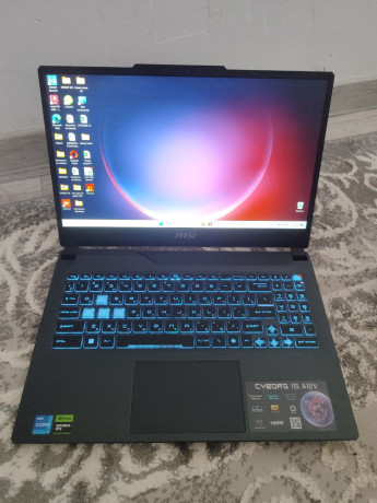 prodam-topovyi-igrovoi-noutbuk-v-otlicnom-sostoianii-i7-12pok-16gb-ozu-512ssd-144hz-ekran-rtx-big-0