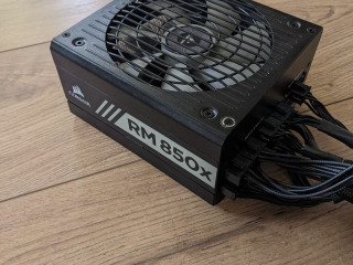blok-pitaniia-corsair-rm850x