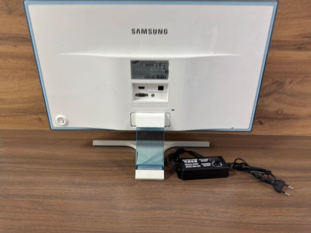 monitor-samsung-s24e391-v-komplekte-adapter-pitaniia-i-hdmi-cable-bez-defektov-v-xorosem-sostoianii-big-2