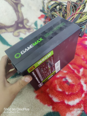gamemax-80plus-gold-1650-vvat-16000tg-big-1