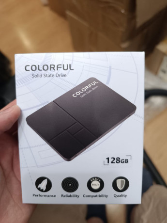 prodam-ssd-colorful-128gb-novye-zapecatannye-est-nebolsoe-kollicestvo-big-0