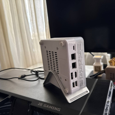 genmachine-mini-pc-24512-amd-ryzen-5-7640hs-760m-ddr5-nvme-ssd-v-idealnom-sostoianii-s-podsve-big-1