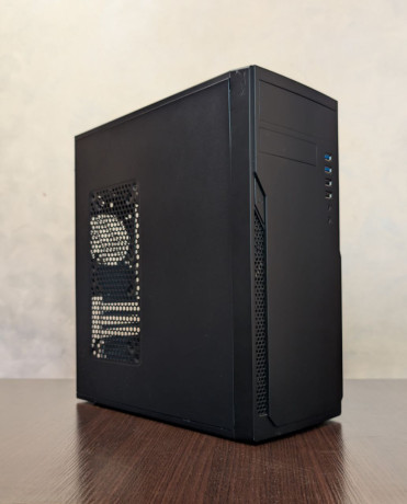 ofisnye-korpusa-s-usb-30-big-1