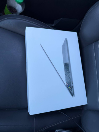 macbook-pro-2020-big-0
