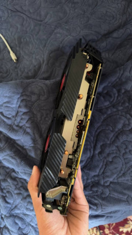 prodam-videokartu-xfx-rx-590-8gb-big-2