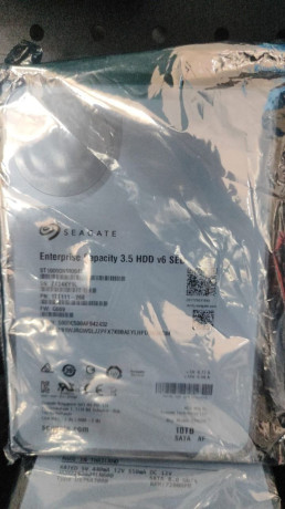 zestkie-diski-novye-kolicestve-est-raznye-obieemy-ot-500gb-big-0