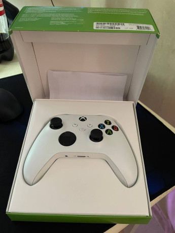 xbox-wireless-controller-big-0
