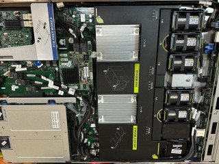 rebiata-vsem-privet-est-server-huawei-rh1288-prodam-700-00k-ili-pomeniat-na-desktopnyi-komplekt-s-p