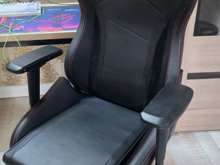 prodam-astana-igrovoe-kreslo-asus-sl300-rog-liubiteli-asus-v-otlicnom-sostoianii-v-novom-multib