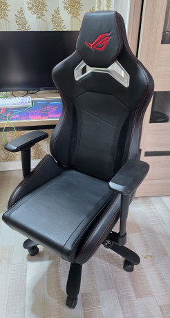 prodam-astana-igrovoe-kreslo-asus-sl300-rog-liubiteli-asus-v-otlicnom-sostoianii-v-novom-multib-big-0