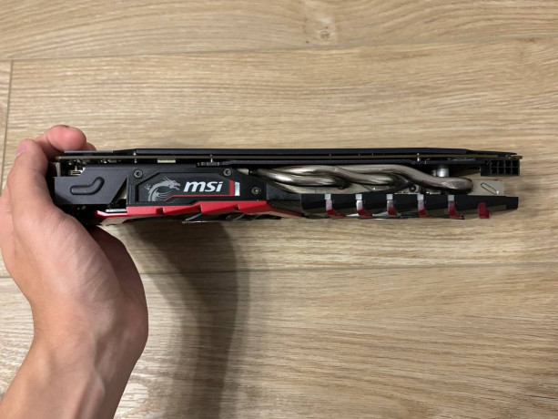 prodaiu-videokartu-msi-gaming-x-rx480-rx580-8gb-v-xorosem-sostoianii-ne-sumit-ne-treshhit-ne-greets-big-1