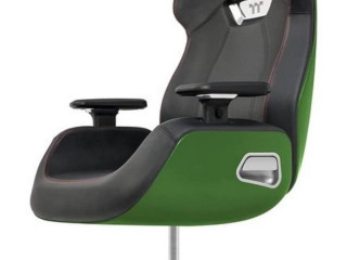igrovoe-kreslo-thermaltake-ggc-arg-bglfdl-01-cernyi-zelenyi