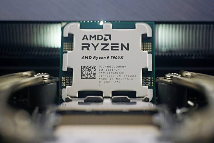 obmeniaiu-svoi-ryzen-9-7900x-na-ryzen-7-7800x3d-s-moei-doplatoi-big-0