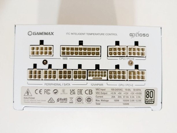 blok-pitaniia-1050-vatt-80-platinum-big-4