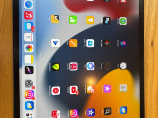almaty-zdravstvuite-prodaetsia-planset-ipad-pro-129-5-pokoleniia-256-gb-v-korobe-pencil-est
