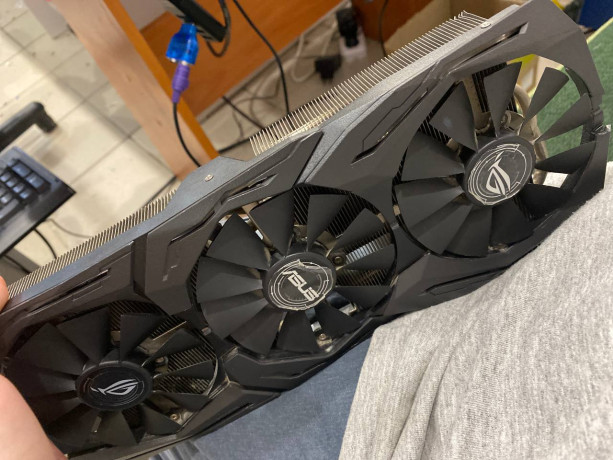 otdam-darom-kozux-libo-kulki-na-radeon-588-i-podobnye-karty-big-0
